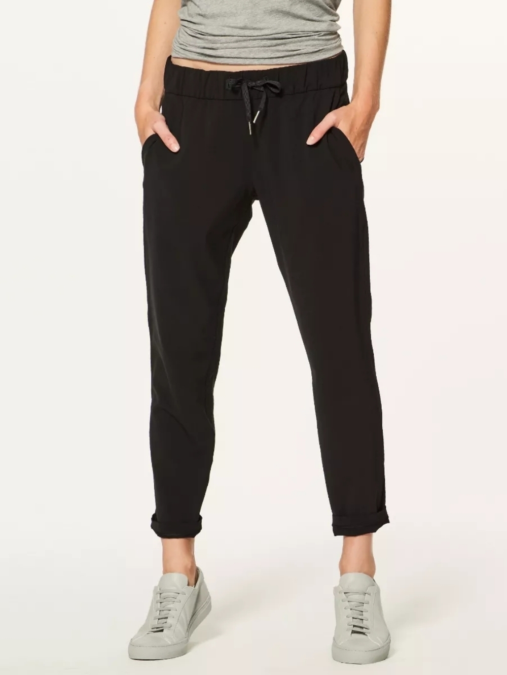 Lululemon On The Fly Woven Pant Size 2 Black Travel Athleisure Drawstring 28”